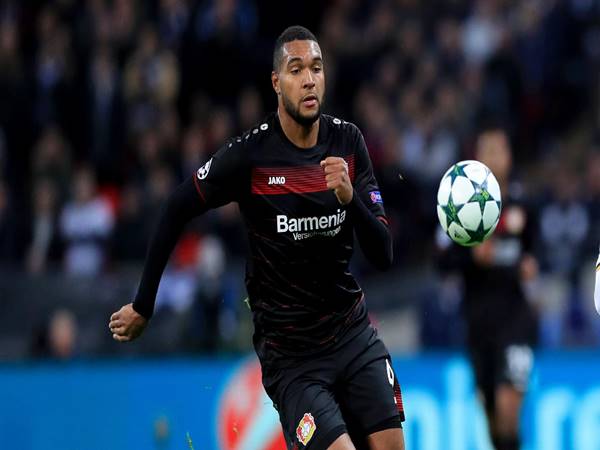 Chuyển nhượng 26/4: Leverkusen muốn giữ chân Jonathan Tah